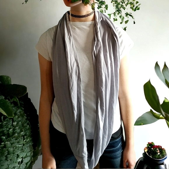 n/a Accessories - Round Scarf